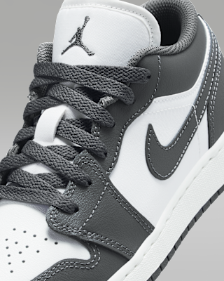 Air Jordan 1 Low Big Kids' Shoes. Nike.com